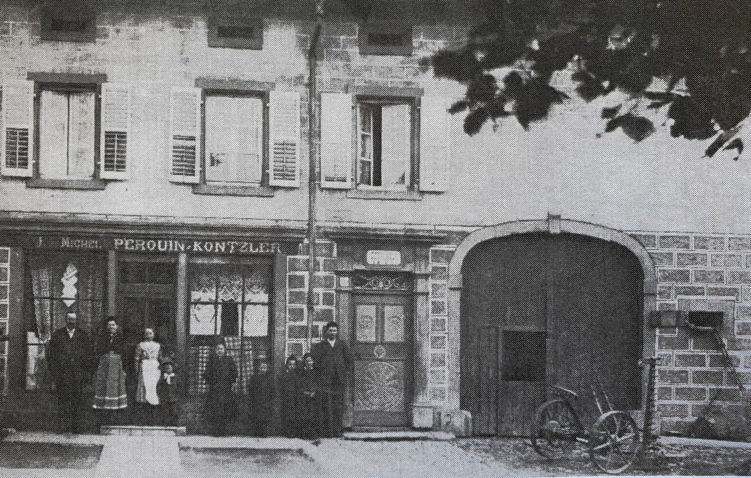 Domicile et magasin de M. Michel Perquin, Teinturier et Mercier (en 1913).